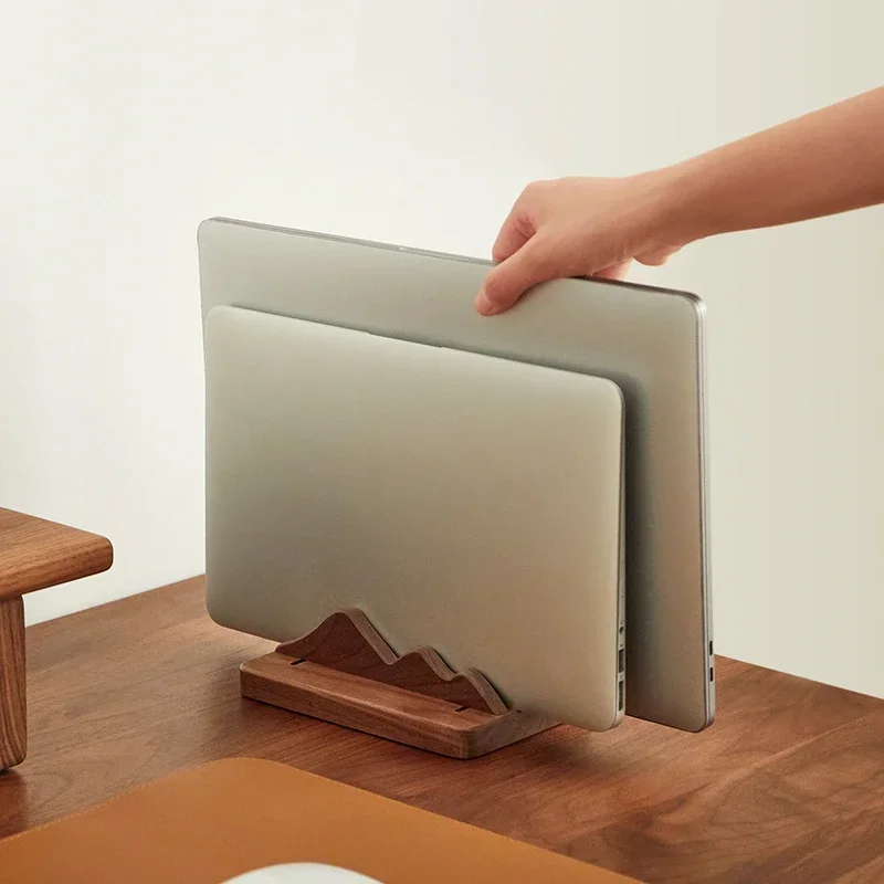Suporte de Laptop de Madeira P - Vertical Laptop Stand avaliação e preço